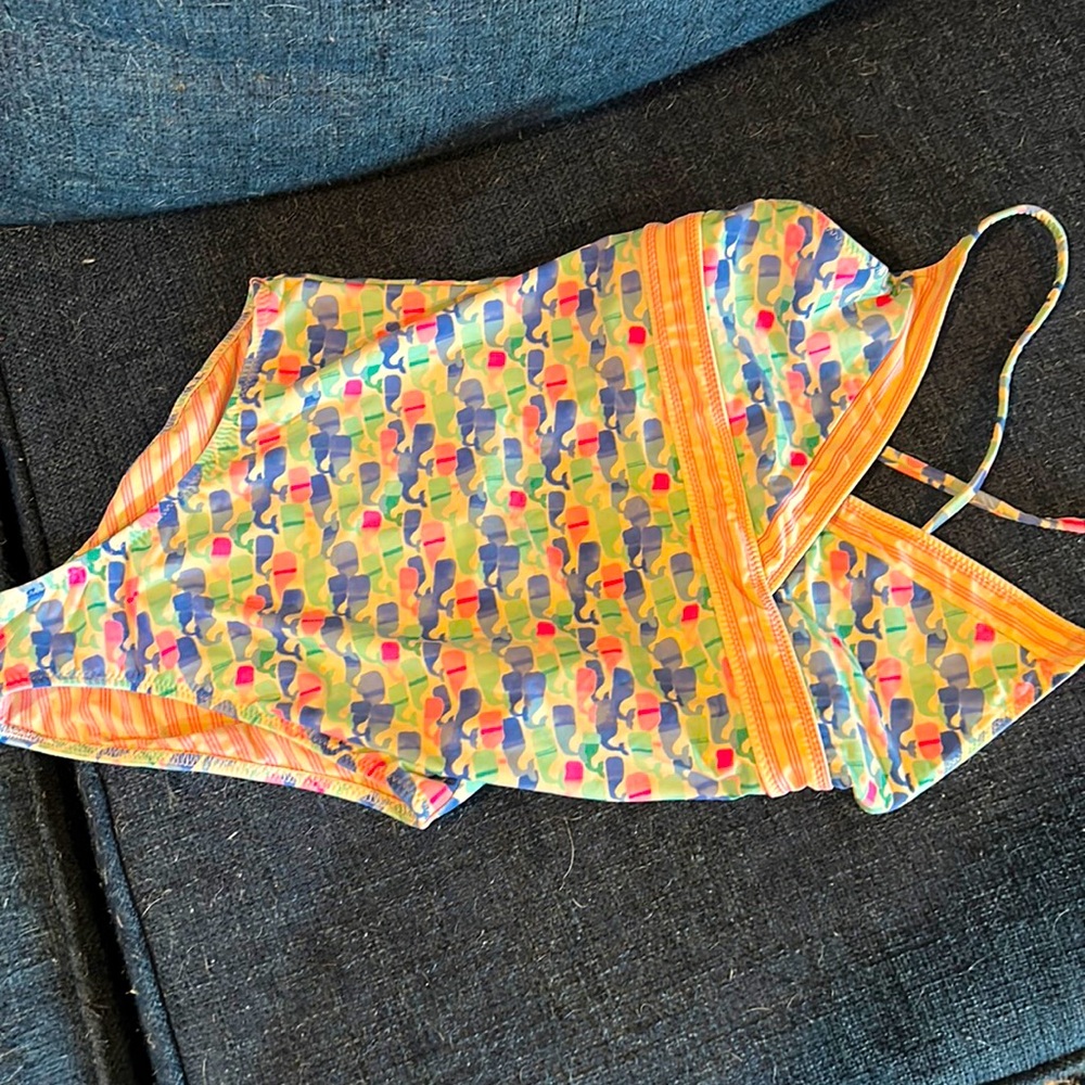 Vineyard vines girls one piece bathing suit size 10-12